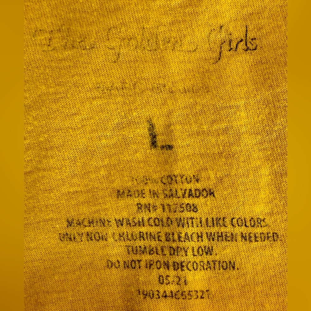 💅 Golden Girls Stay Golden Mustard Graphic Tee Size Large - Picture 4 of 8